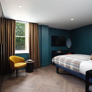 Kamer met Rolstoeltoegankelijkheid met een King Size Bed
